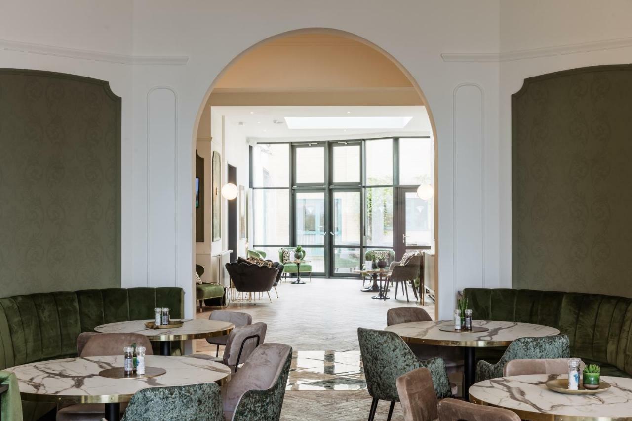 C-Hotels Continental De Panne Bagian luar foto
